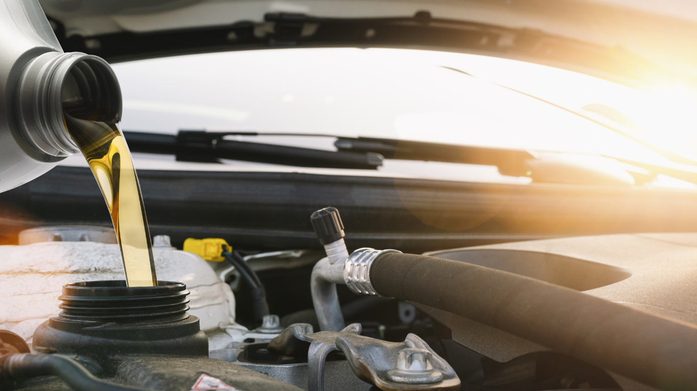 Entdecken Sie hochwertige Motoröle und Schmierstoffe für Benzin- und Dieselfahrzeuge sowie Motorräder. Fundierte Ratgeber & Top-Produkte bei Oil-Store.de!